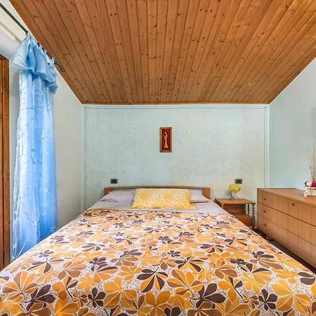 Apartment Tenuta Cerbaiola With Pool, Garden & Parking *