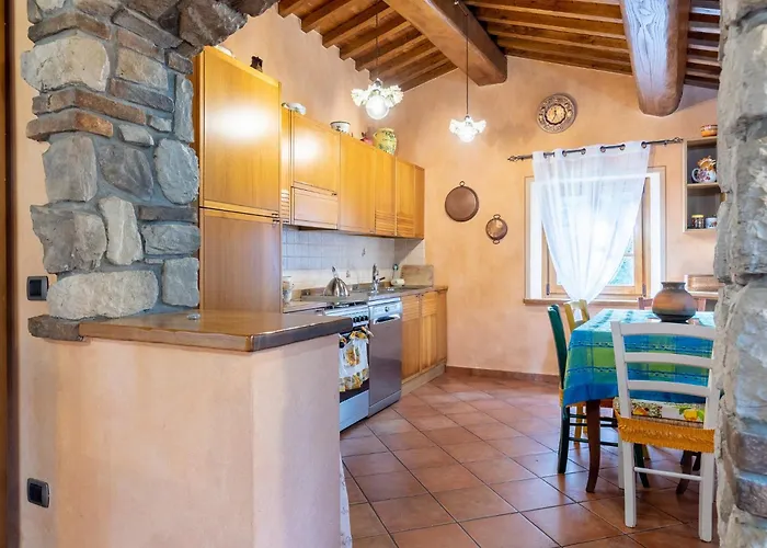 Guesthost - Tenuta Cerbaiola With Pool, Garden & Parking